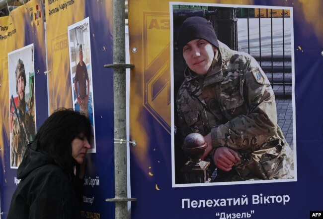 þư ũ̳ ħϴ  ũ̳ ȣ  ϱ  Ű ߽ɺο  ߿ ȸ "Azov Regiment - Angels of Mariupol" Ŀ   ģô  ʻȭ ϰ ִ.