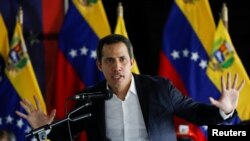 Juan Guaidó, considerado presidente interino de Venezuela por decenas de países, aseguró que persiste la lucha por una elección presidencial en 2024 o “antes”.