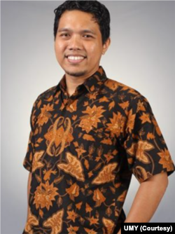 Dr. Filosa Gita Sukmono, dosen Ilmu Komunikasi di Universitas Muhamamdiyah Yogyakarta (UMY) sekaligus peneliti sepak bola. (Foto: Dok UMY)