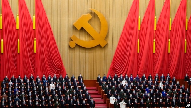 2022年10月22日，在北京人民大會堂出席中國共產黨第20次全國代表大會閉幕式的代表們。