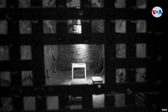 En la imagen se muestra una celda de castigo, uno de los sitios más temidos por los presos que purgaron sus condenas en la Penitenciaría del Estado de Pensilvania. [Foto: Ismael Rodríguez]