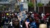 Lamezonblanch: "Ayiti Enpòtan Nan Je Nou"