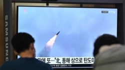 美國重新部署航母 北韓再射彈道導彈