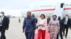 João Lourenço, Presidente de Angola, primeira-dama, Ana Dias Lourenço(cen) e vice-Presidente, Esperança Costa(dir), à chegada da Espanha, Luanda, 3 Outubro 2022