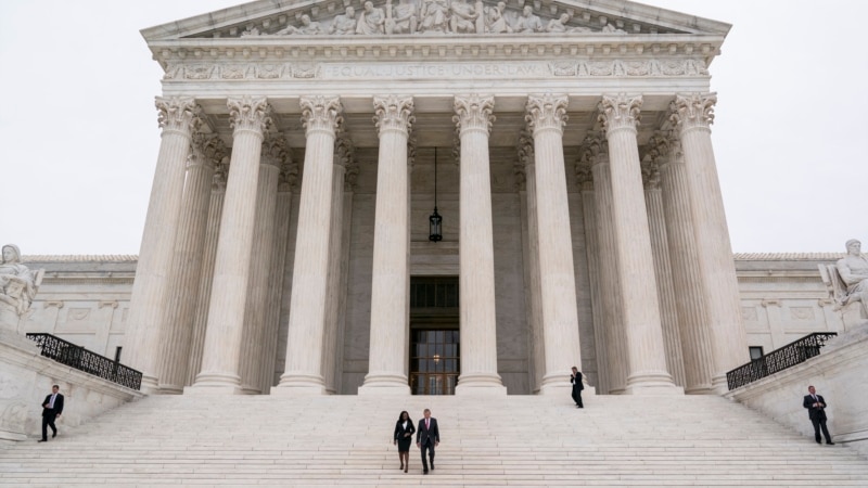 Majority of Americans Want Supreme Court Reform, Here's How it Could Work