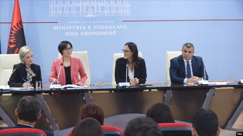 Konferenca e përbashkët e misionit të FMN-së me autoritetet shqiptare