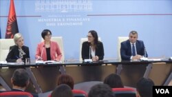 Konferenca e përbashkët e misionit të FMN-së me autoritetet shqiptare