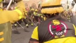 Forest Firefighters Protest, Demand Better Working Rights 