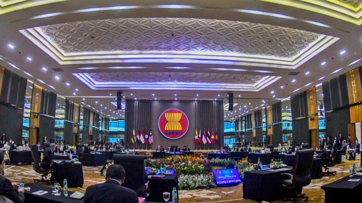 Bahas Myanmar, Menlu ASEAN Langsungkan Pertemuan Khusus