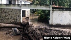 Tres personas murieron el 17 de octubre de 2022 en un deslave que golpeó este sector montañoso de Maracay, en el que se mezclan urbanizaciones muy acomodadas y algunos barrios rurales.