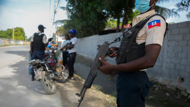 US, Canada Deliver Armored Vehicles to Haitian Police