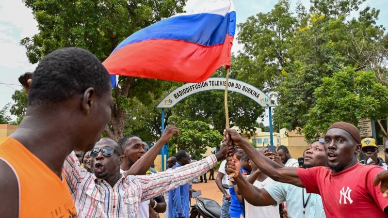 Manifestation pro-Traoré à Ouagadougou sur fond de rumeurs de tensions dans l'armée