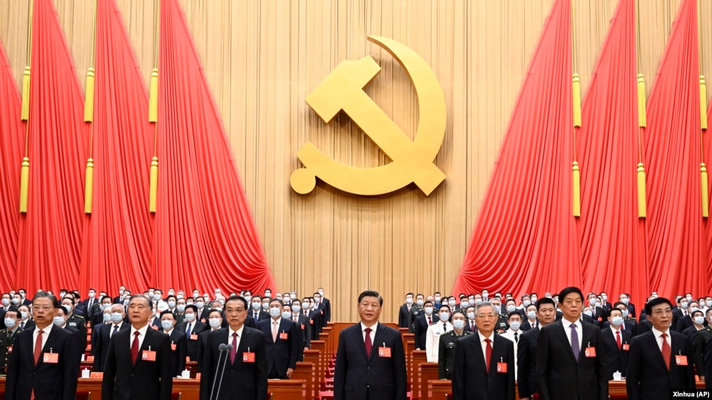 中共领导人习近平在北京人大会堂出席中共二十大开幕式 (2022年10月16日)(photo:VOA)