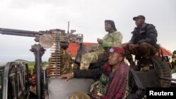 2013年10月28日刚果士兵到达原先由M23叛军占领的鲁曼加博