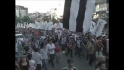 土耳其防暴警察严控塔克西姆广场