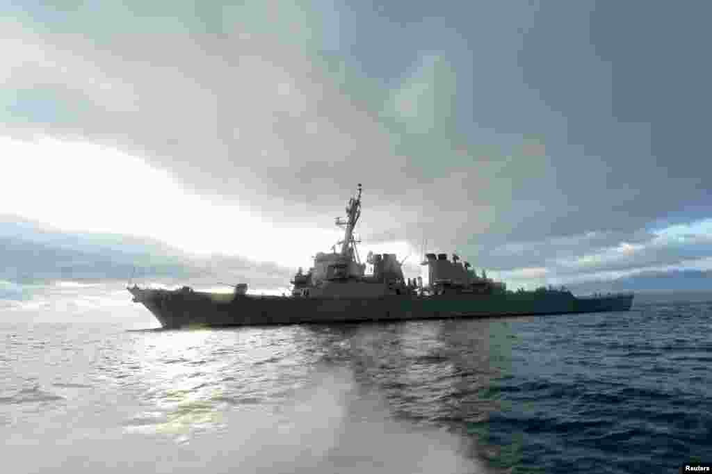 2016年1月5日美國海軍羅斯號導彈驅逐艦通過地中海（資料照片）