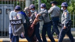 မြန်မာနိုင်ငံမှာ အကြမ်းဖက်မှုပိုများလာဖွယ် လူ့အခွင့်အရေး ကိုယ်စားလှယ် သတိပေး