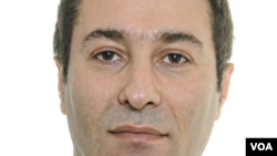 Kennedy Center Honoree Carlos Santana and his wife Cindy Blackman arrive for the Kennedy Center Honors in Washington, Dec. 8, 2013. 