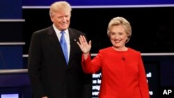 El candidato republicano, Donald Trump, y la candidata demócrata, Hillary Clinton, buscarán más votos en el último debate presidencial antes de las elecciones, que se realiza en Las Vegas, Nevada.