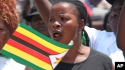 Vamwe vana veZimbabwe vanoti vanoona gore rino rakaoma kupinda 2015