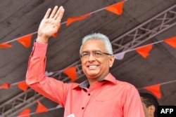 FILE —Mauritius's Prime Minister Pravind Jugnauth of Militant Socialist Movement (MSM) party at a rally for the general election in Vacoas, Mauritius, on November 3, 2019. -