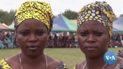 Nigerian town celebrates "Twins festival"