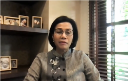 Menteri Keuangan Sri Mulyani. (Foto: Tangkapan Layar/Sasmito Madrim/VOA)