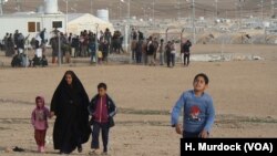 Qisas qorxusundan çox sayda İŞİD-çi ailələri Hac Əli düşərgəsinə gəlirlər.