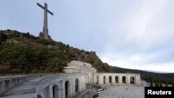 24일 스페인 독재자 프란시스코 프랑코의 유해가 안장된 마드리드 인근 국립묘역 '전몰자의 계곡'. 
