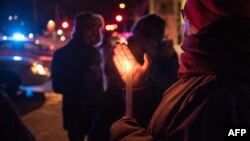 Manifestation de soutien, et hommage aux victimes de la tuerie au Centre culturel islamique de Québec, le 29 janvier 2017. 