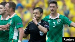 Football Soccer - Republic of Ireland v Sweden - EURO 2016