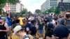 امریکايي مقامات: مظاهره کوونکي دې د کرونا معاینات وکړي 