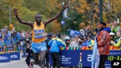 Stanley Biwott a remporté le marathon de New York le 1er novembre 2015. 