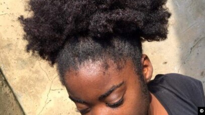 Une Coiffure Afro Fait Polemique Sur Un Campus De Kinshasa