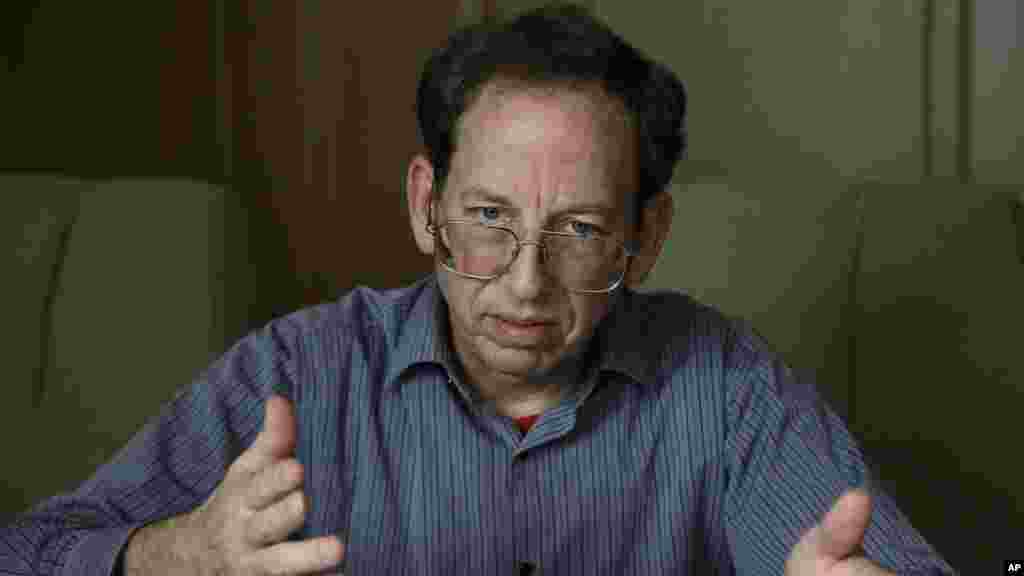Jeffrey Fowle, an American detained in North Korea, speaks to the Associated Press in Pyongyang, Sept. 1, 2014.
