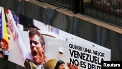Leopoldo López es mantenido en una celda de aislamiento en la prisión militar Ramo Verde