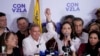 Candidato presidencial venezuelana Edmundo González Urrutia (esq) e a líder da oposição, María Corina Machado