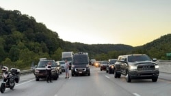 Foto yang dirilis oleh Dinas Pemadam Kebakaran menunjukkan lalu lintas dihentikan karena ada penembakan aktif di jalan raya antarnegara bagian di interstate 75 utara London, Kentucky, 7 September 2024. (Foto: Camden Mink/Mount Vernon Fire Department via AP)