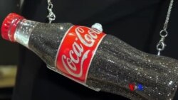 စိန်တသောင်းစီချယ်ပိုက်ဆံအိတ်၊ အီစတာပွဲတော်ကရွှေယုန်