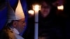 Papa celebra Vigilia Pascual con bautizo de un nigeriano