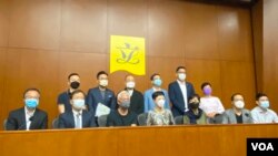 香港民主派立法會議員回應北京駐港機構中聯辦以及香港政府對《基本法》第22條的最新說法，質疑它們扭曲《基本法》，擔心變成北京治港引發撤資潮。(美國之音湯惠芸)