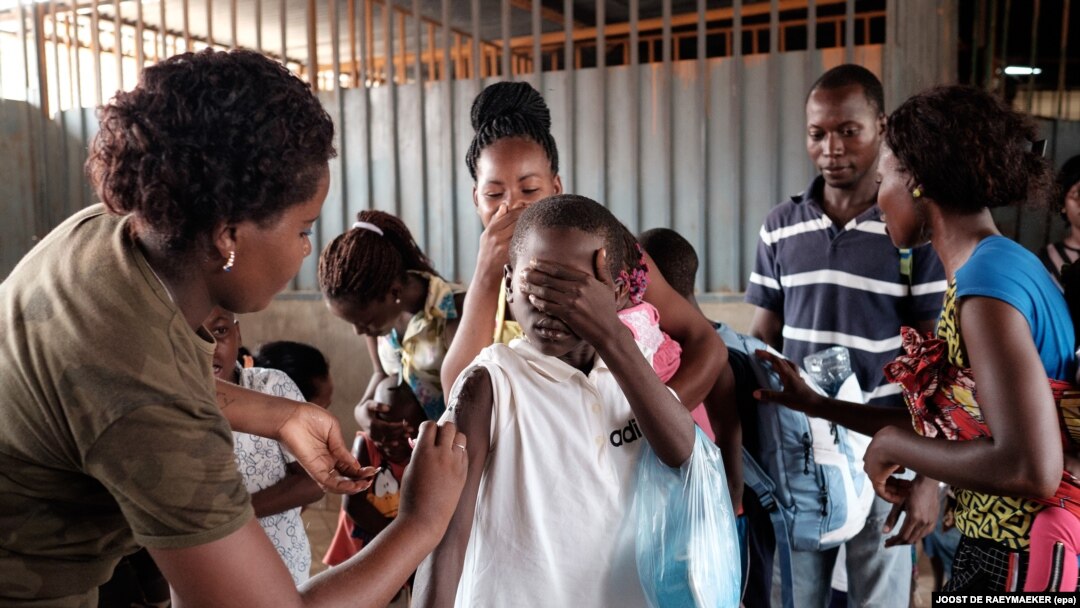 Abantu bariko baracandarwa inyonko i Luanda, k'umurwa mukuru wa Angola