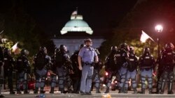 Police protege sede do governo na Carolina do Norte