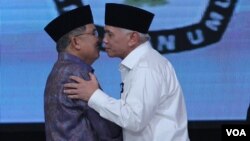 Debat capres ketiga (VOA/Fathiyah Wardah)