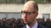 Parlemen Baru Ukraina Pertahankan Yatsenyuk sebagai PM