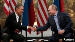 Başkan Obama ve Rusya devlet Başkanı Vladimir Putin G8 zirvesinde ikili görüşme yaptı 