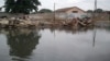 Um morto e centenas de casas destruídas pelas chuvas em Luanda