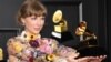 Taylor Swift, Penyanyi Perempuan Pertama Penerima 'Global Icon' Brit Awards