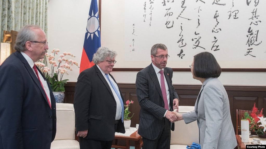 台湾总统蔡英文会见欧洲议会议员访问团（台湾总统府资料照）