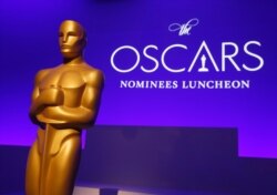 미국 영화예술과학 아카데미가 내년 2월 개최 예정인 93회 아카데미 시상식에 한해 극장에서 상영하지 않은 영화도 오스카상 수상 자격이 있다고 밝혔다.